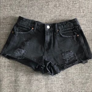 TOP SHOP DENIM SHORTS